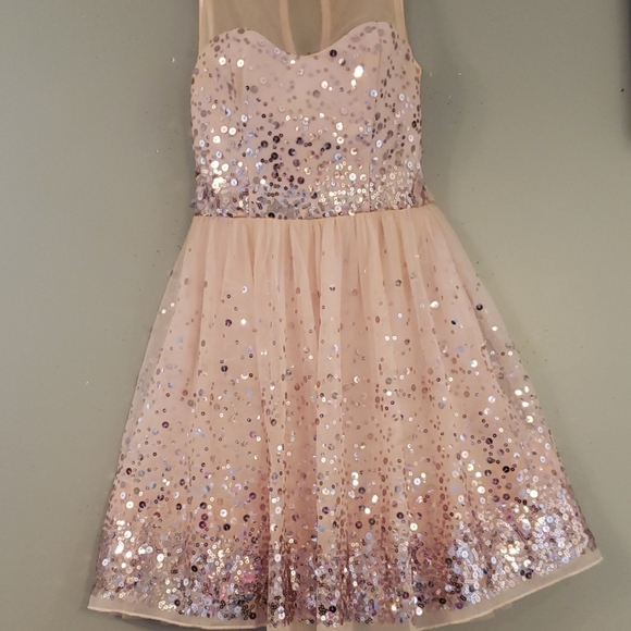New Pink Tulle Sequin & Mesh Dress Size 7 Juniors - Picture 6 of 8